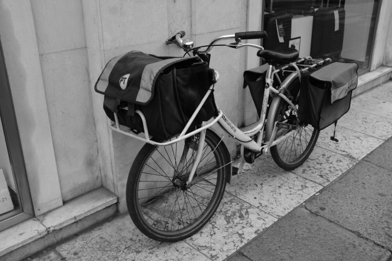 Angebot Kartenlegerin Wallersdorf Post-Fahrrad